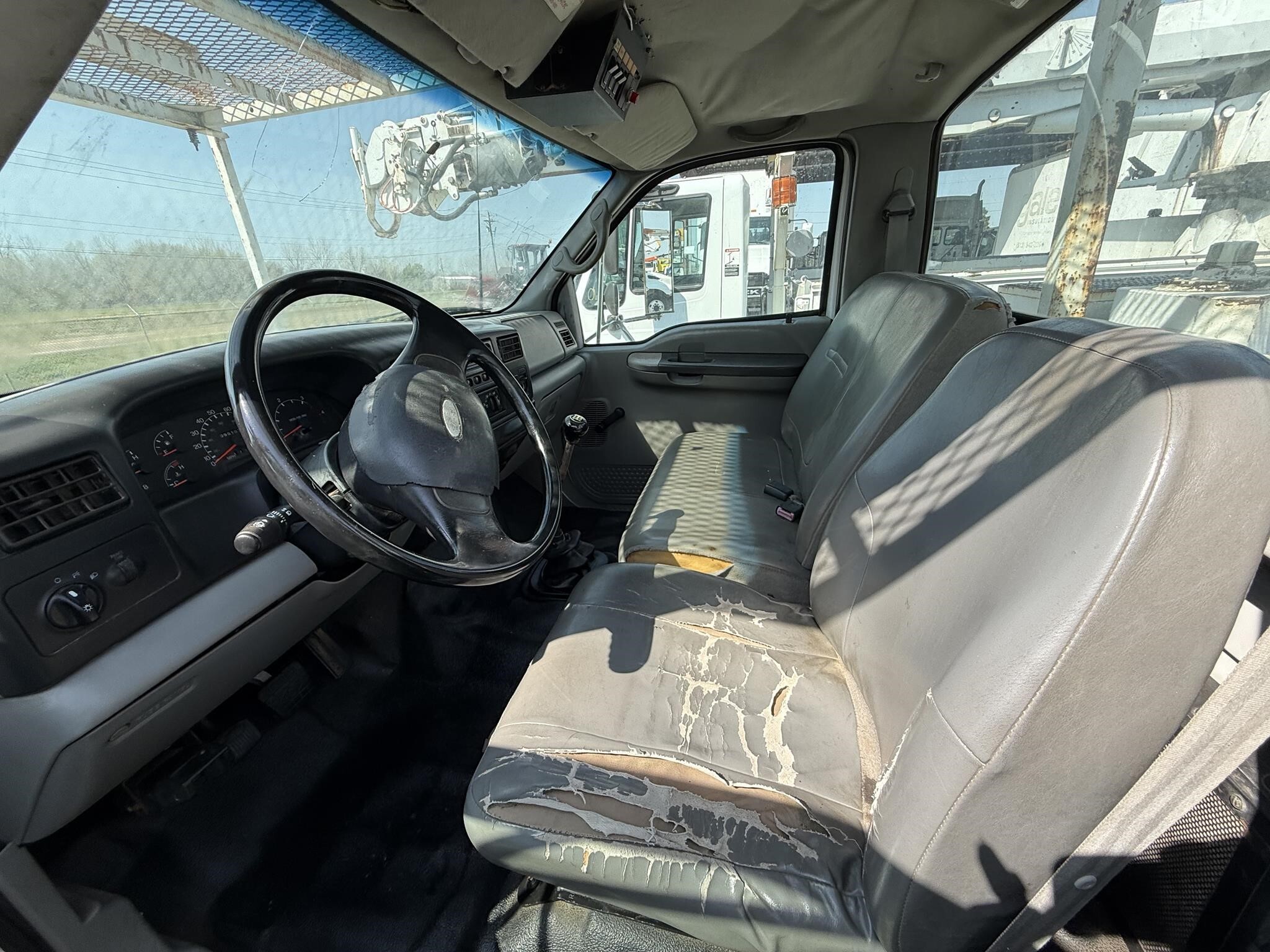 2004 Altec AA755L Crane