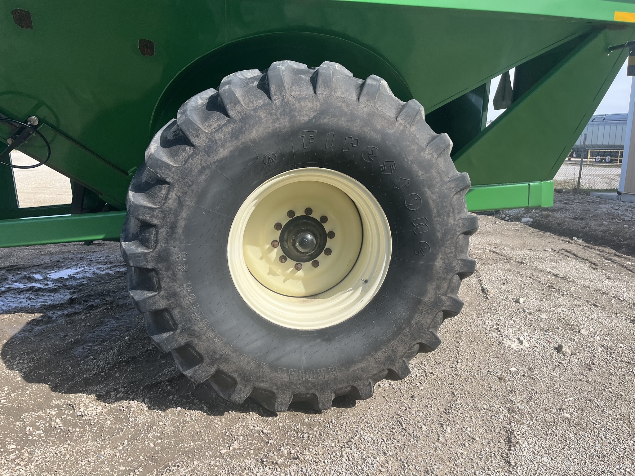  J&M 1000-20 Grain Cart