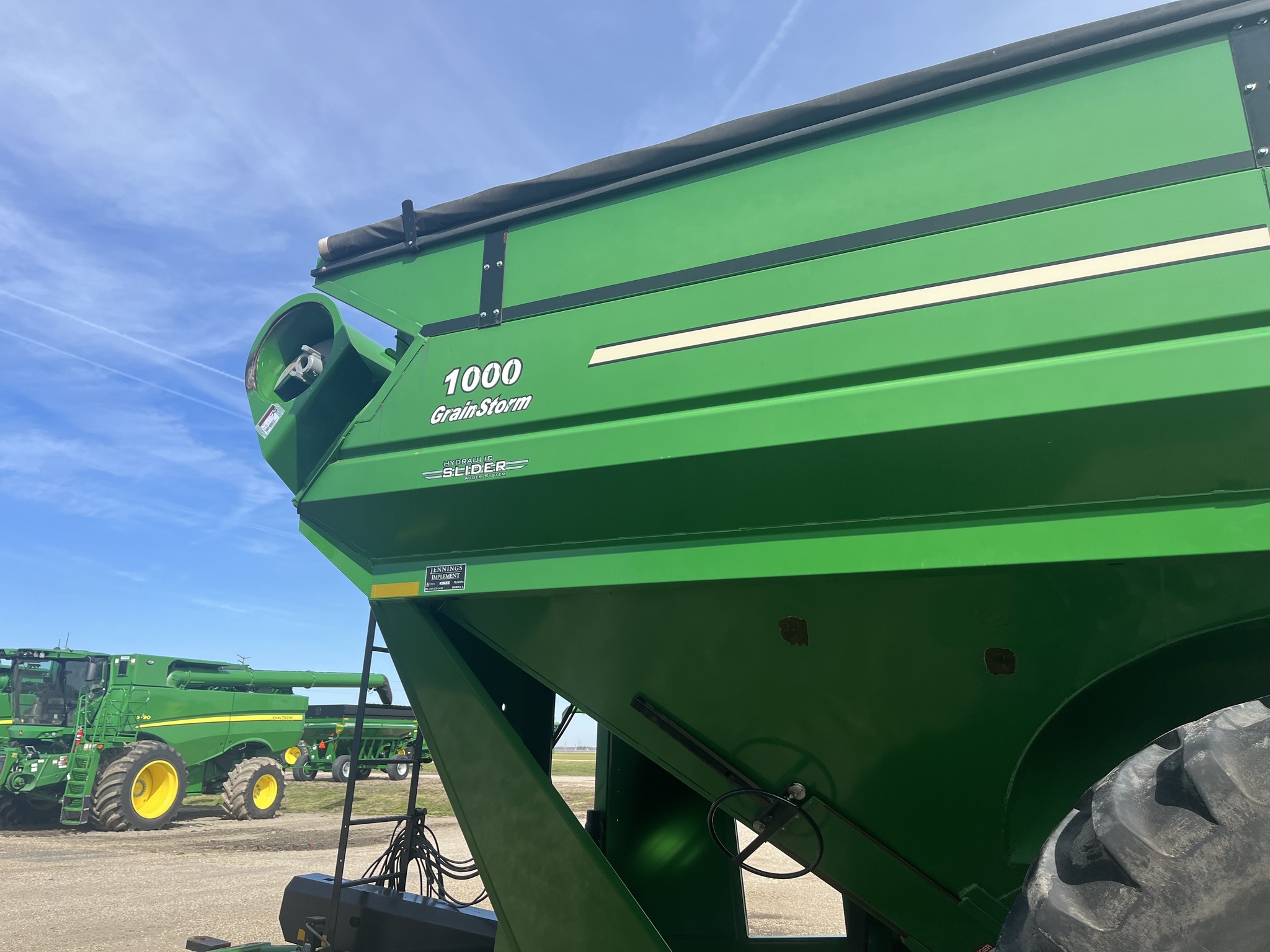  J&M 1000-20 Grain Cart
