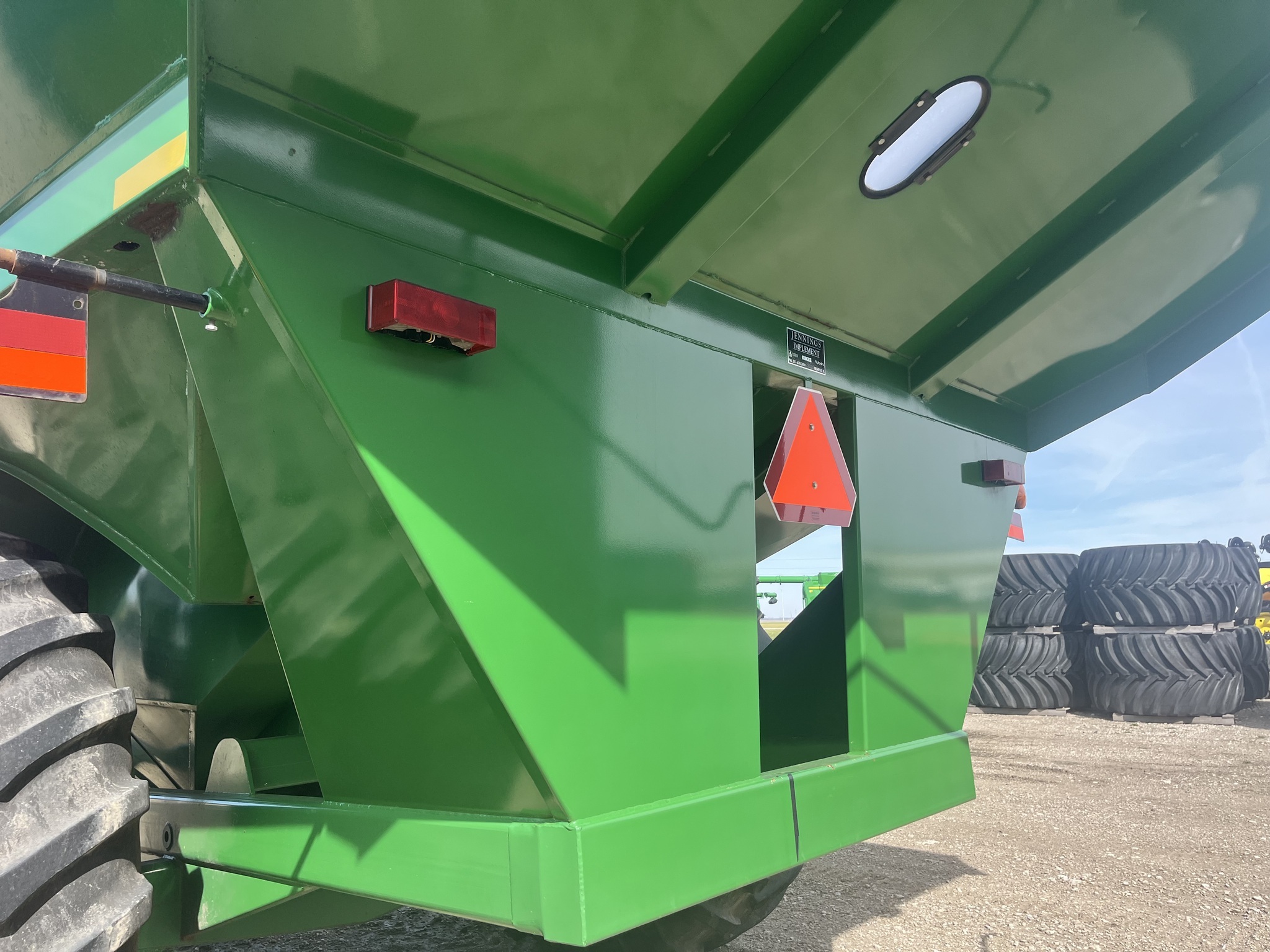 J&M 1000-20 Grain Cart