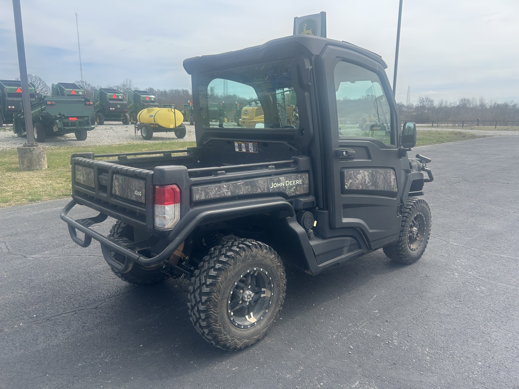 2024 John Deere XUV835R ATVs and Utility Vehicle