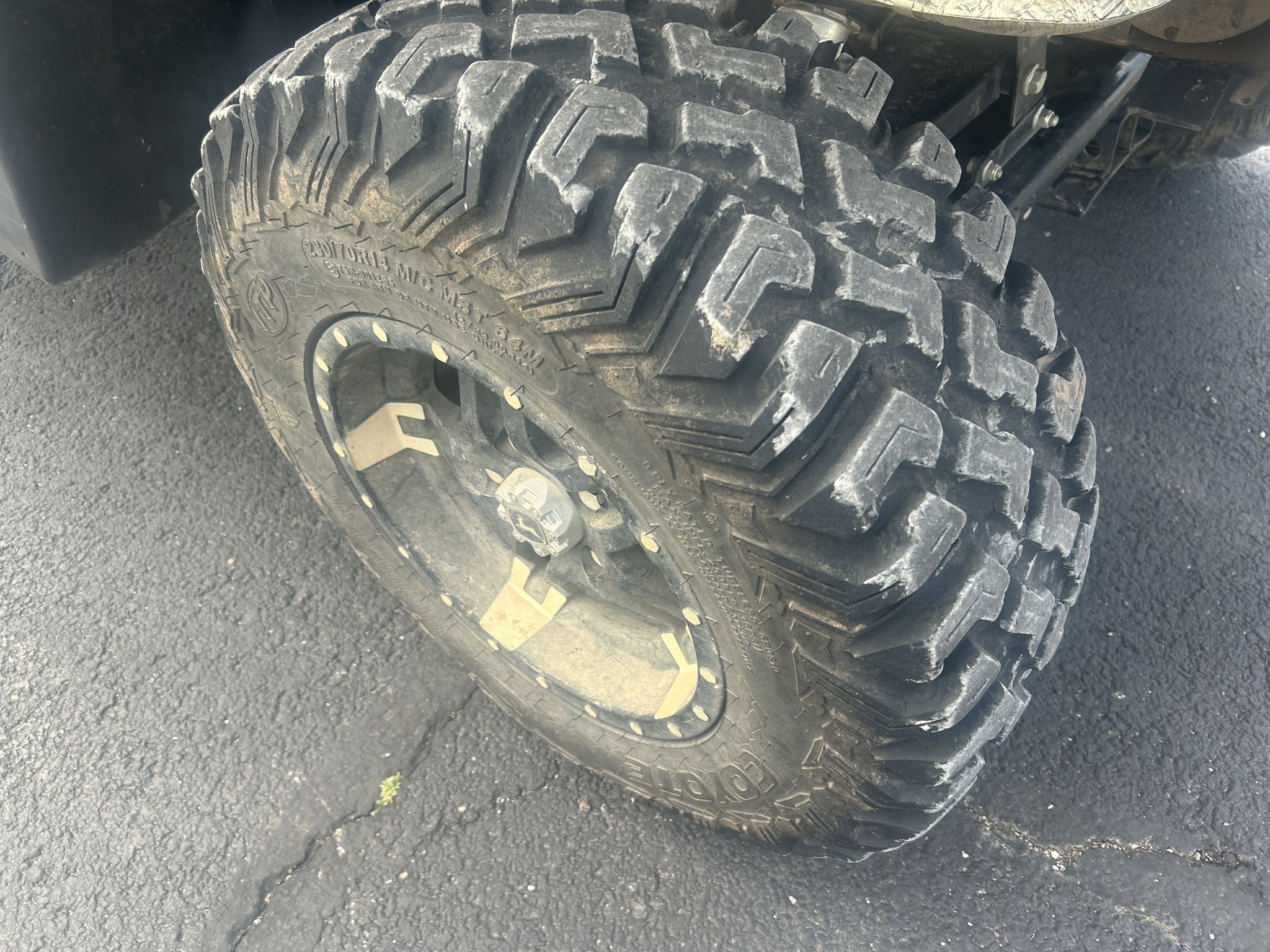 2024 John Deere XUV835R ATVs and Utility Vehicle