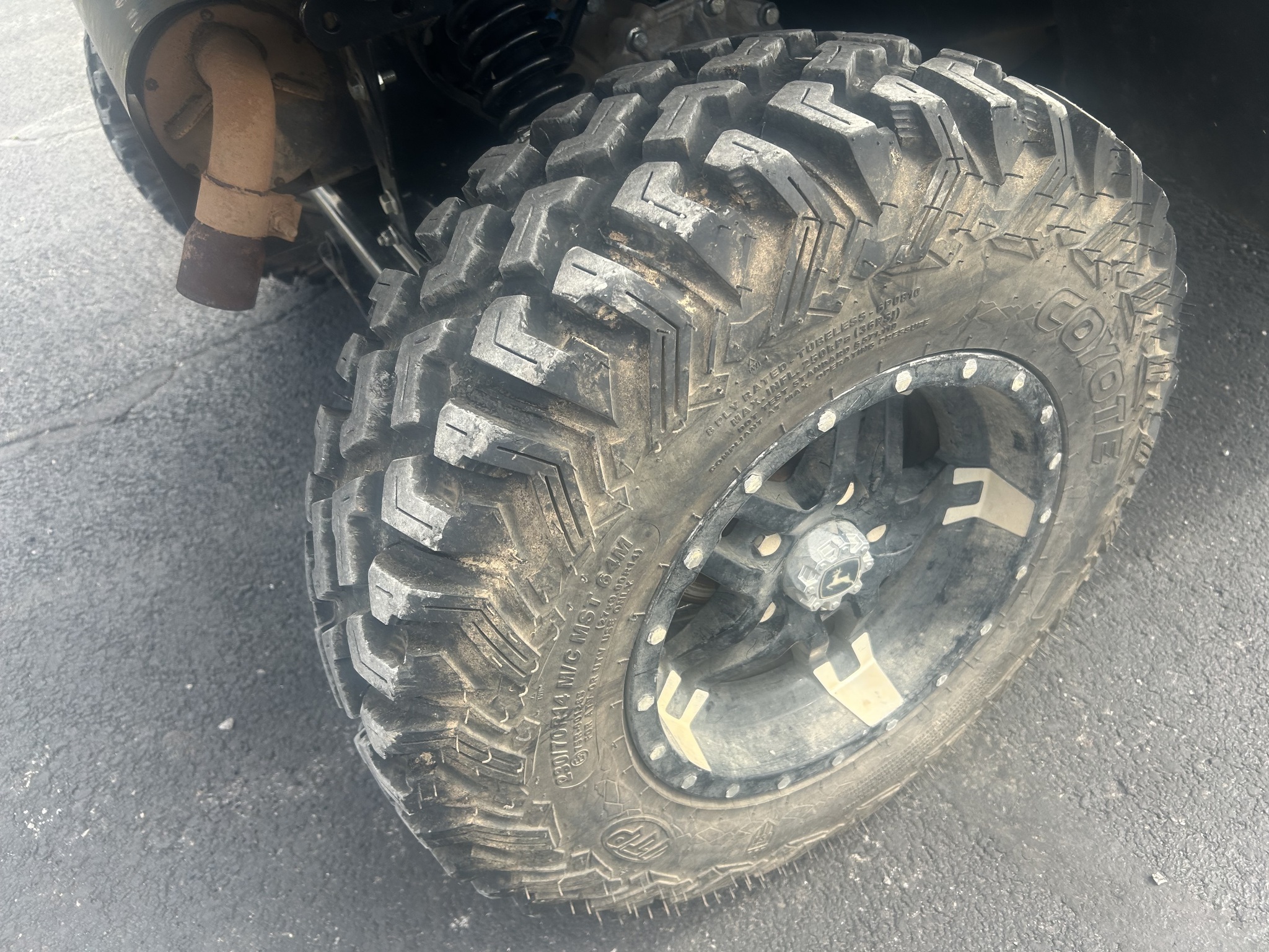 2024 John Deere XUV835R ATVs and Utility Vehicle