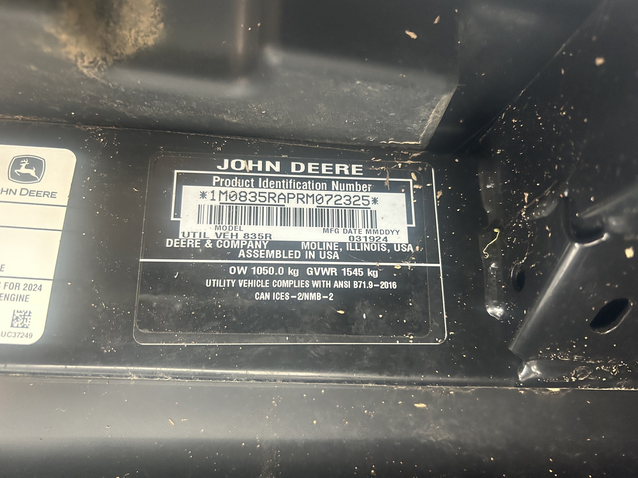 2024 John Deere XUV835R ATVs and Utility Vehicle