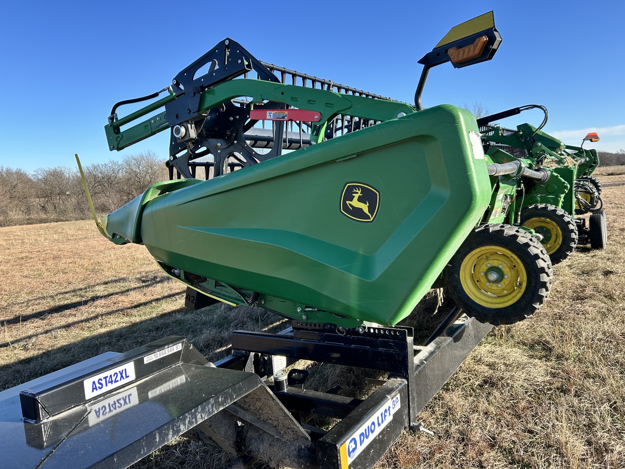 2023 John Deere HD40F Platform
