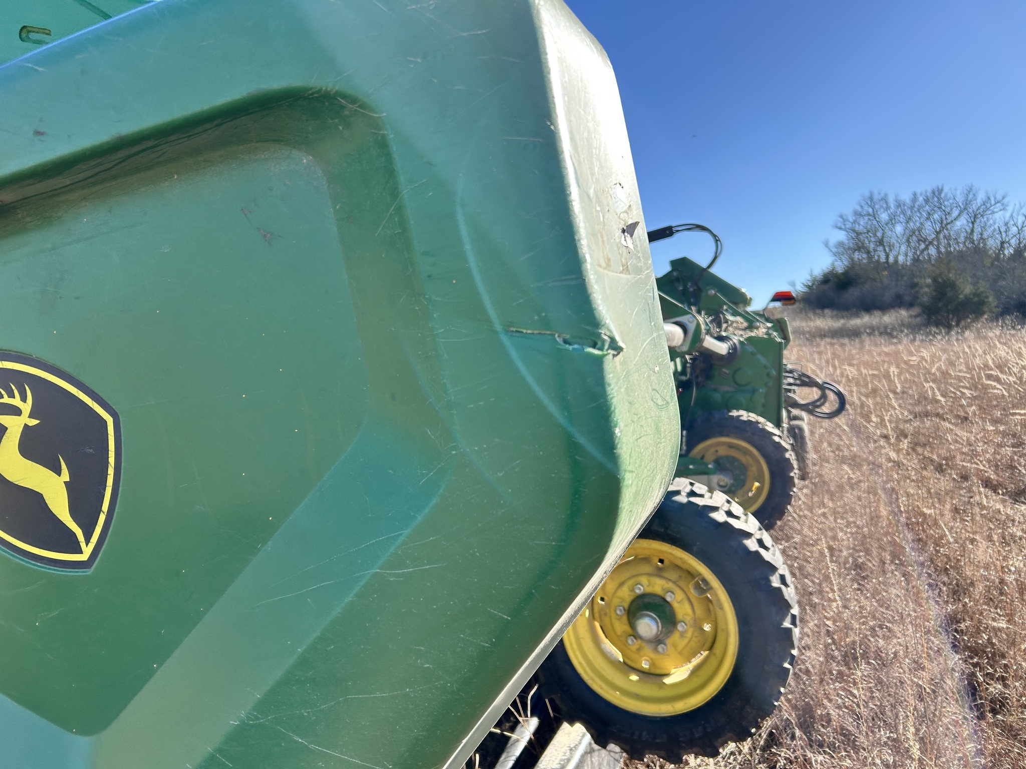 2023 John Deere HD40F Platform