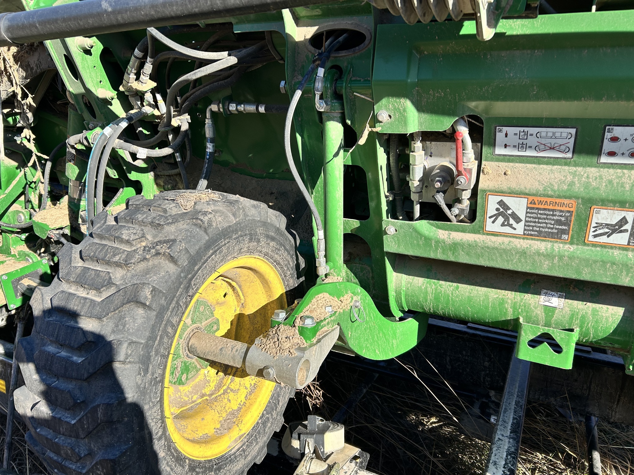 2023 John Deere HD40F Platform