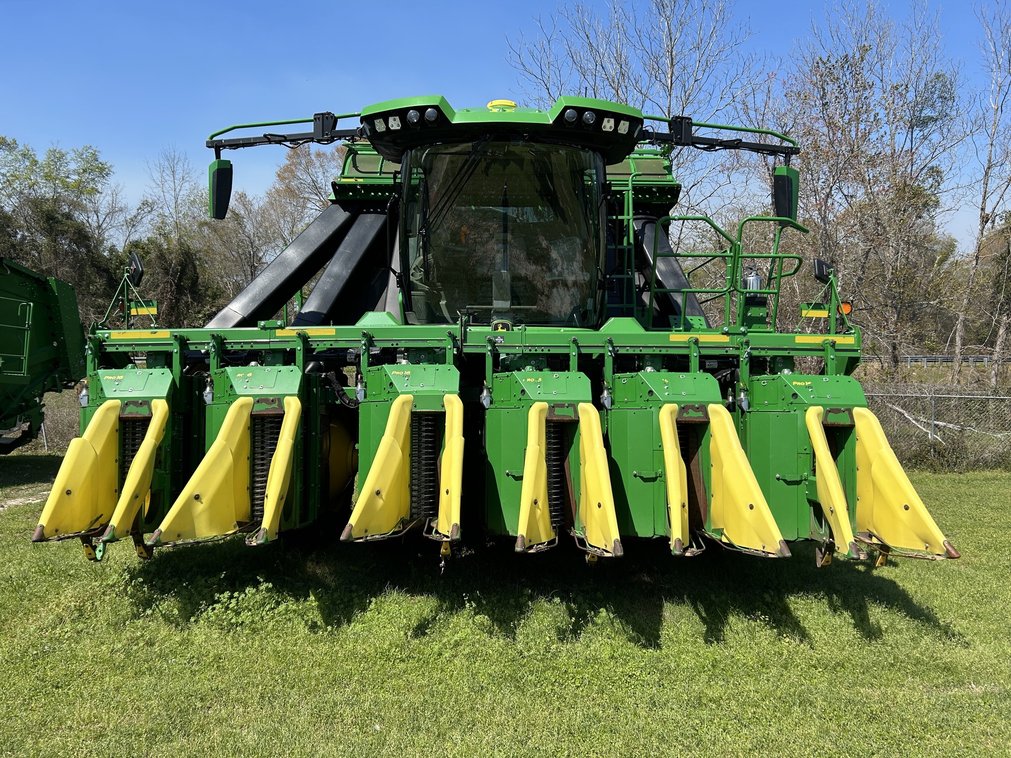 2023 John Deere CP770 Cotton Equipment