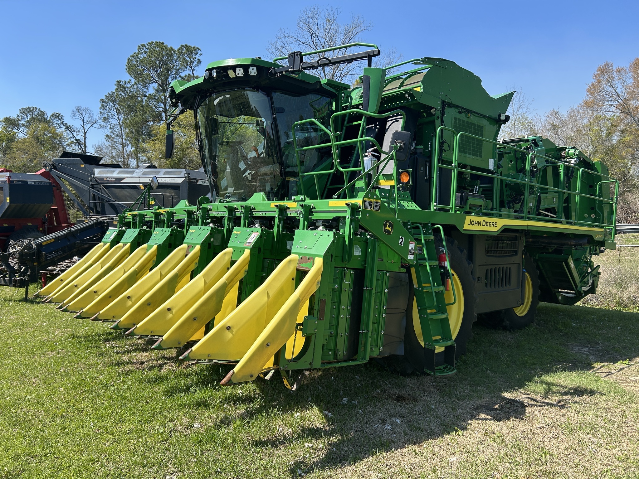 2023 John Deere CP770 Cotton Equipment