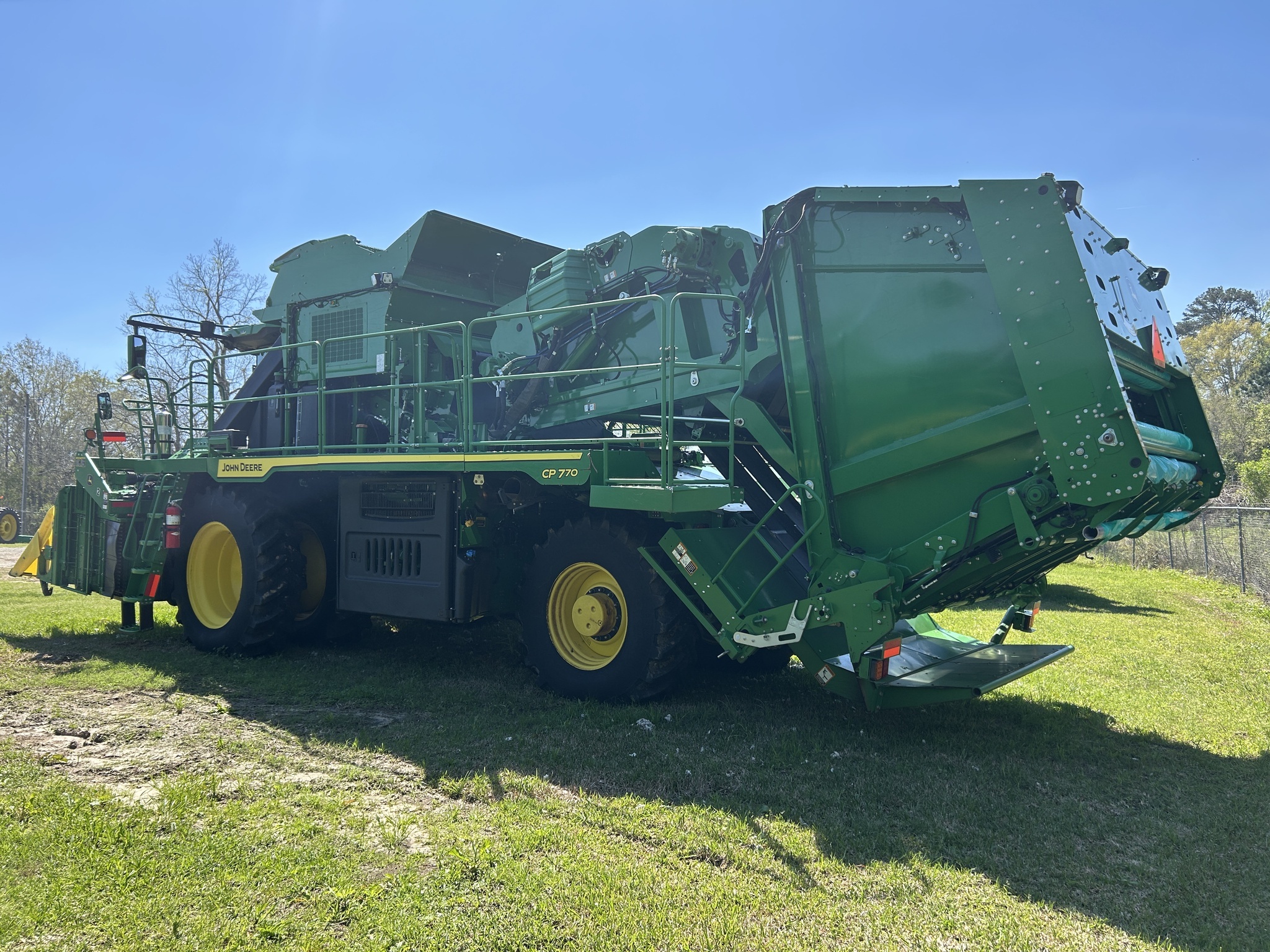 2023 John Deere CP770 Cotton Equipment