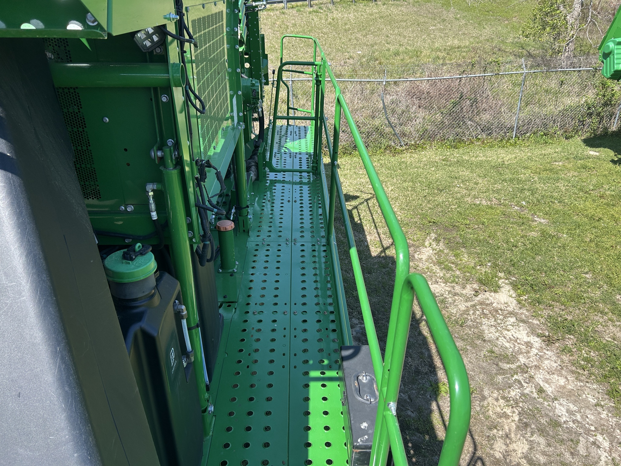 2023 John Deere CP770 Cotton Equipment