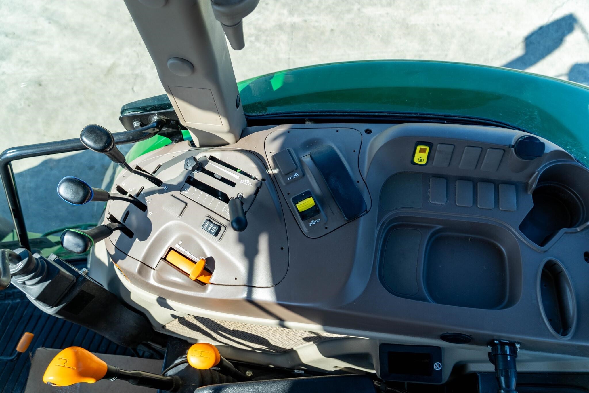 2023 John Deere 6120E Tractor