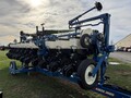 2021 Kinze 3605 Planter