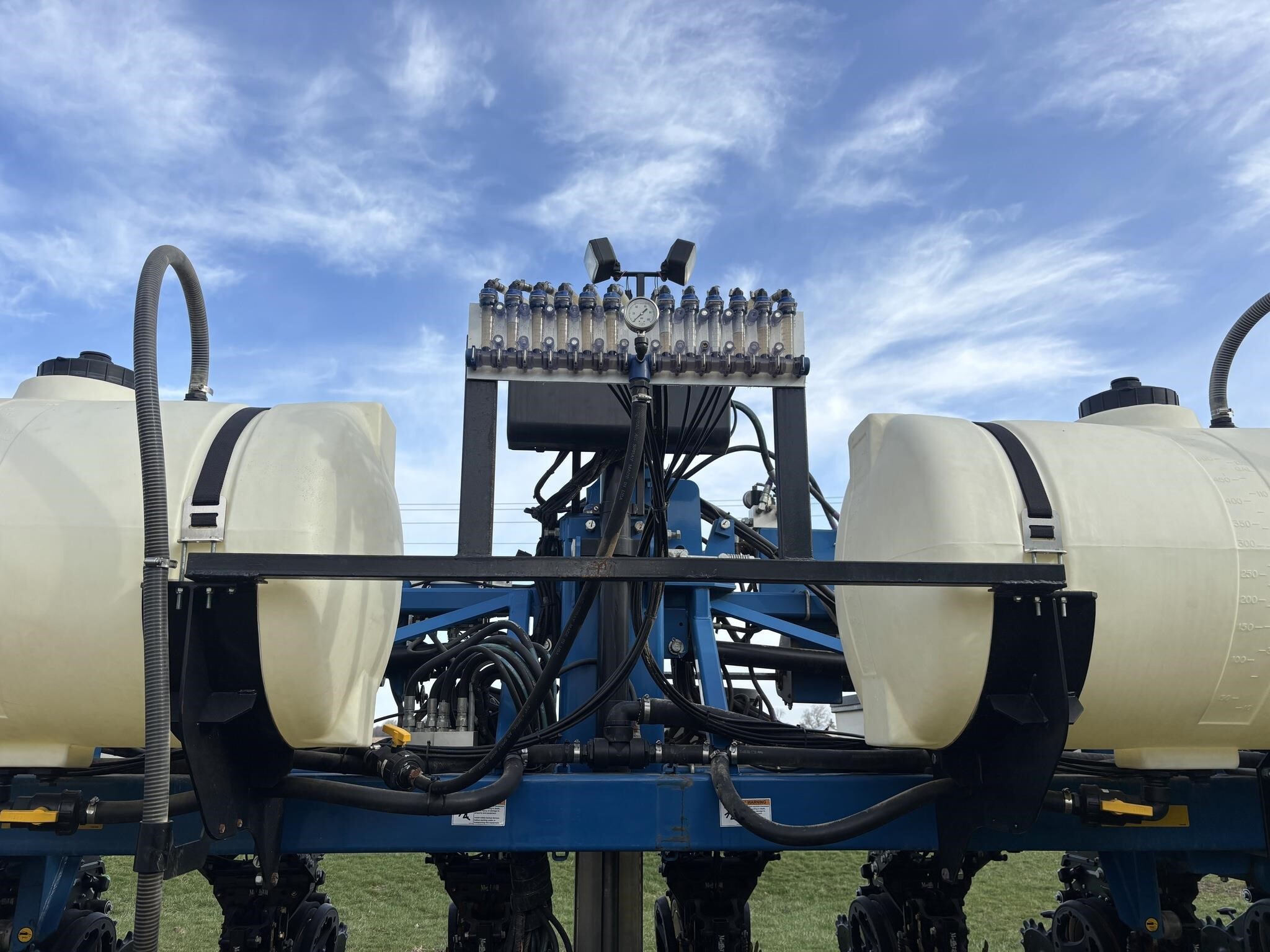2021 Kinze 3605 Planter