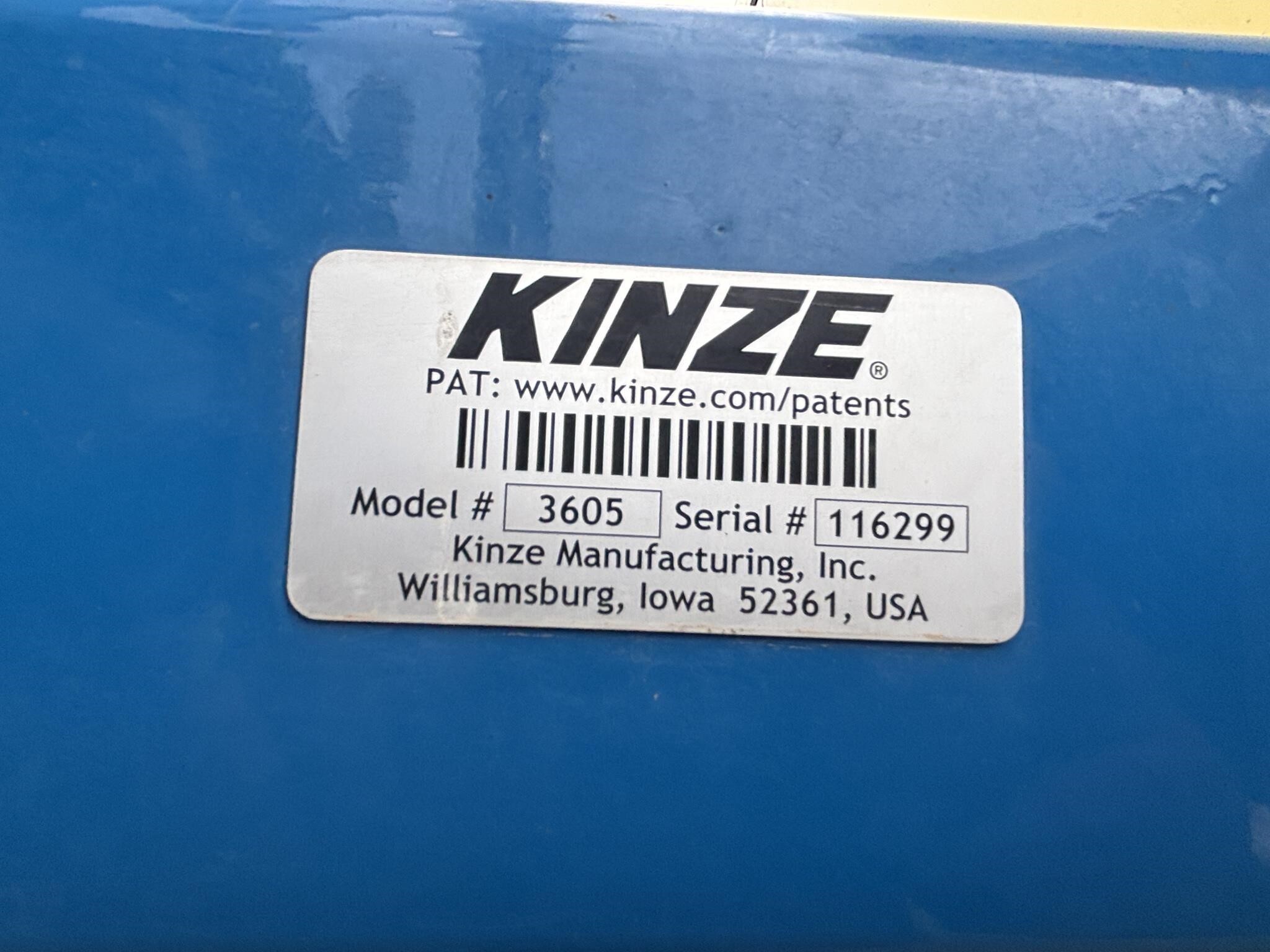 2021 Kinze 3605 Planter