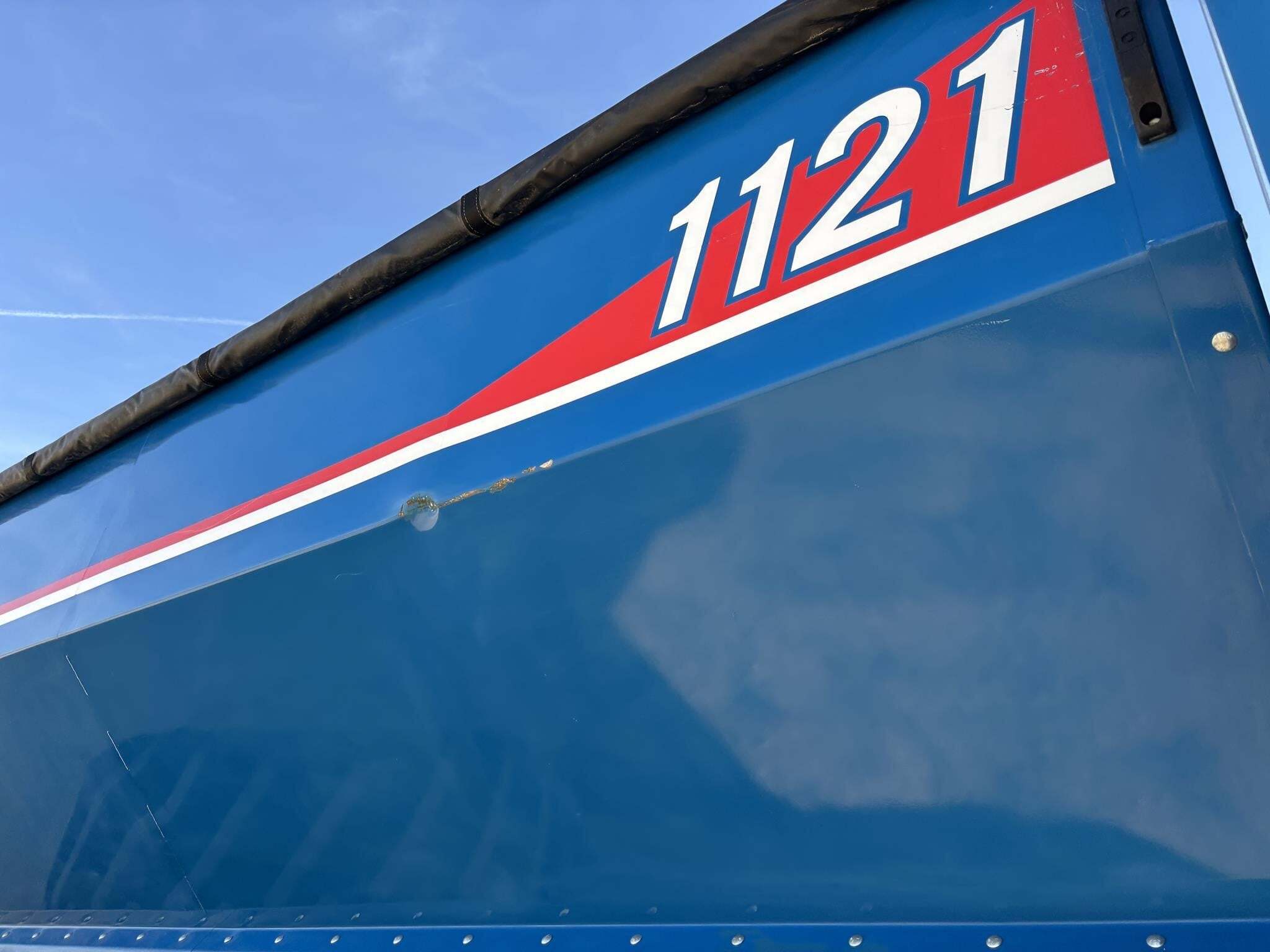 2023 Kinze 1121 Grain Cart