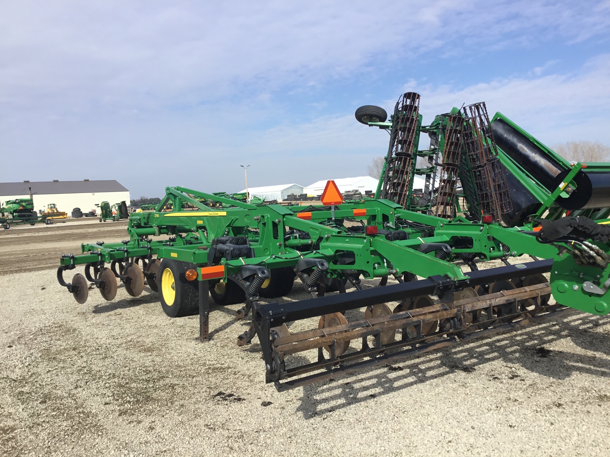 2015 John Deere 2730 Disk Chisel