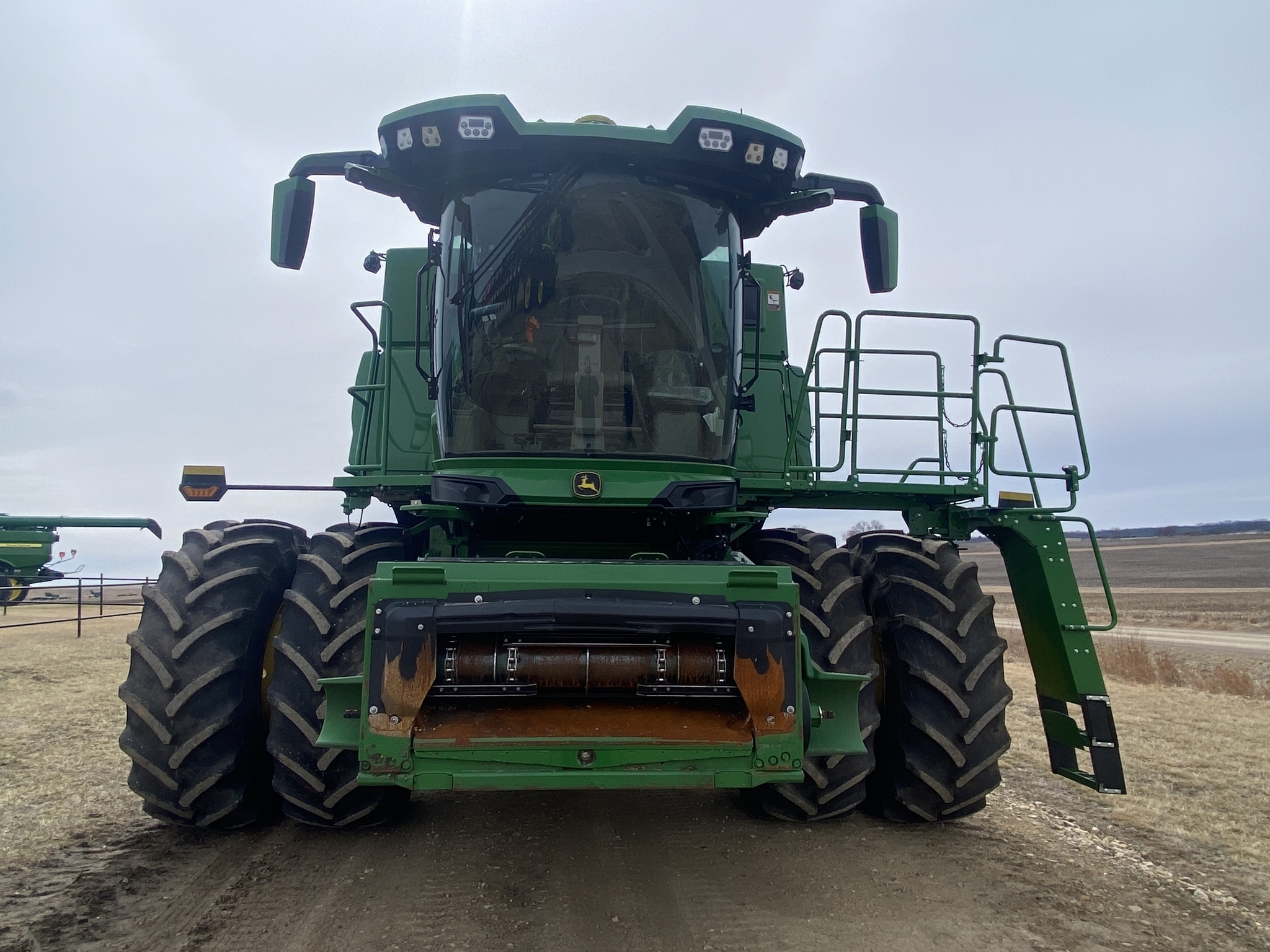 2025 John Deere S7 900 Combine
