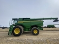2025 John Deere S7 900 Combine