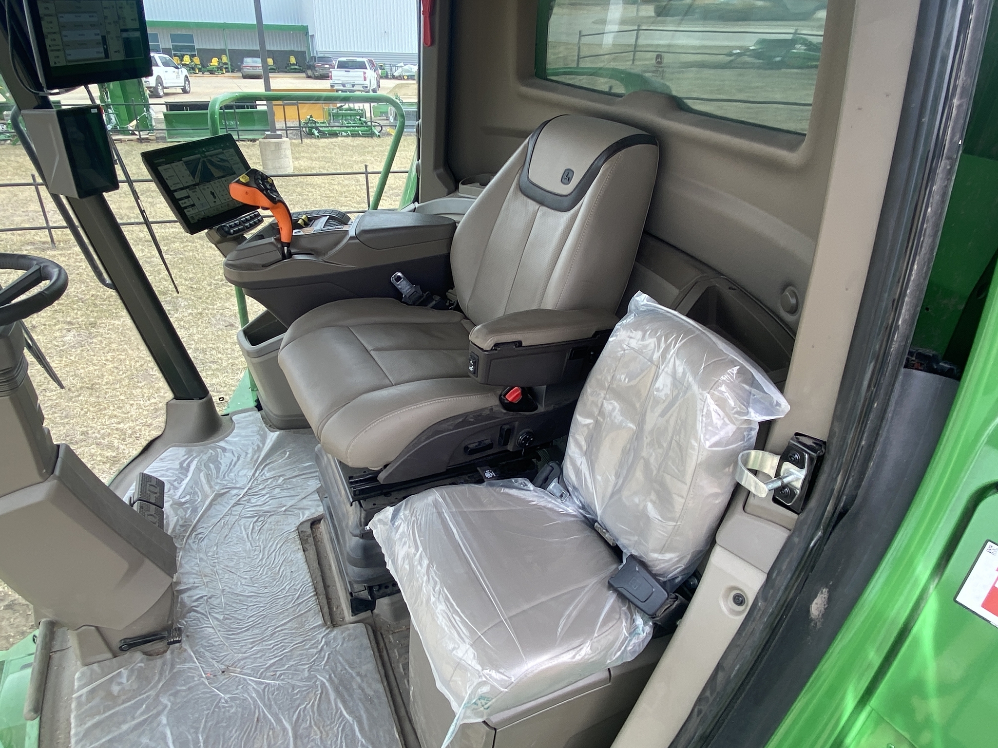 2025 John Deere S7 900 Combine