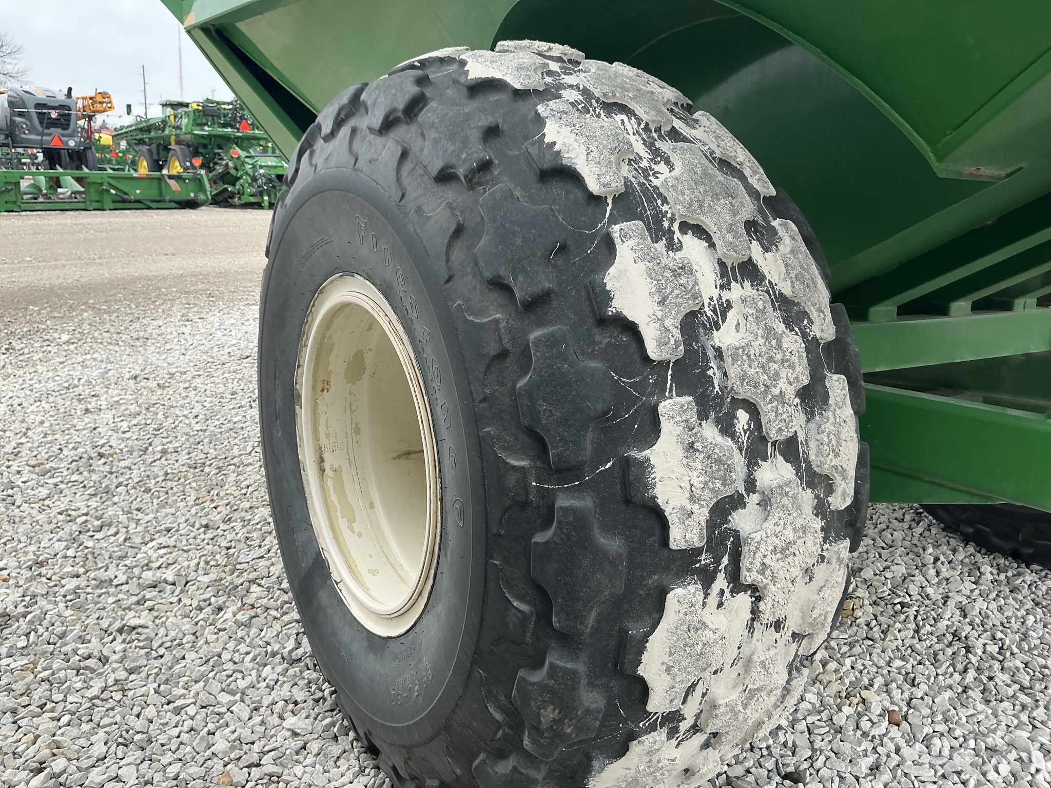 2009 J&M 1000-20 Grain Cart