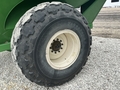 2009 J&M 1000-20 Grain Cart