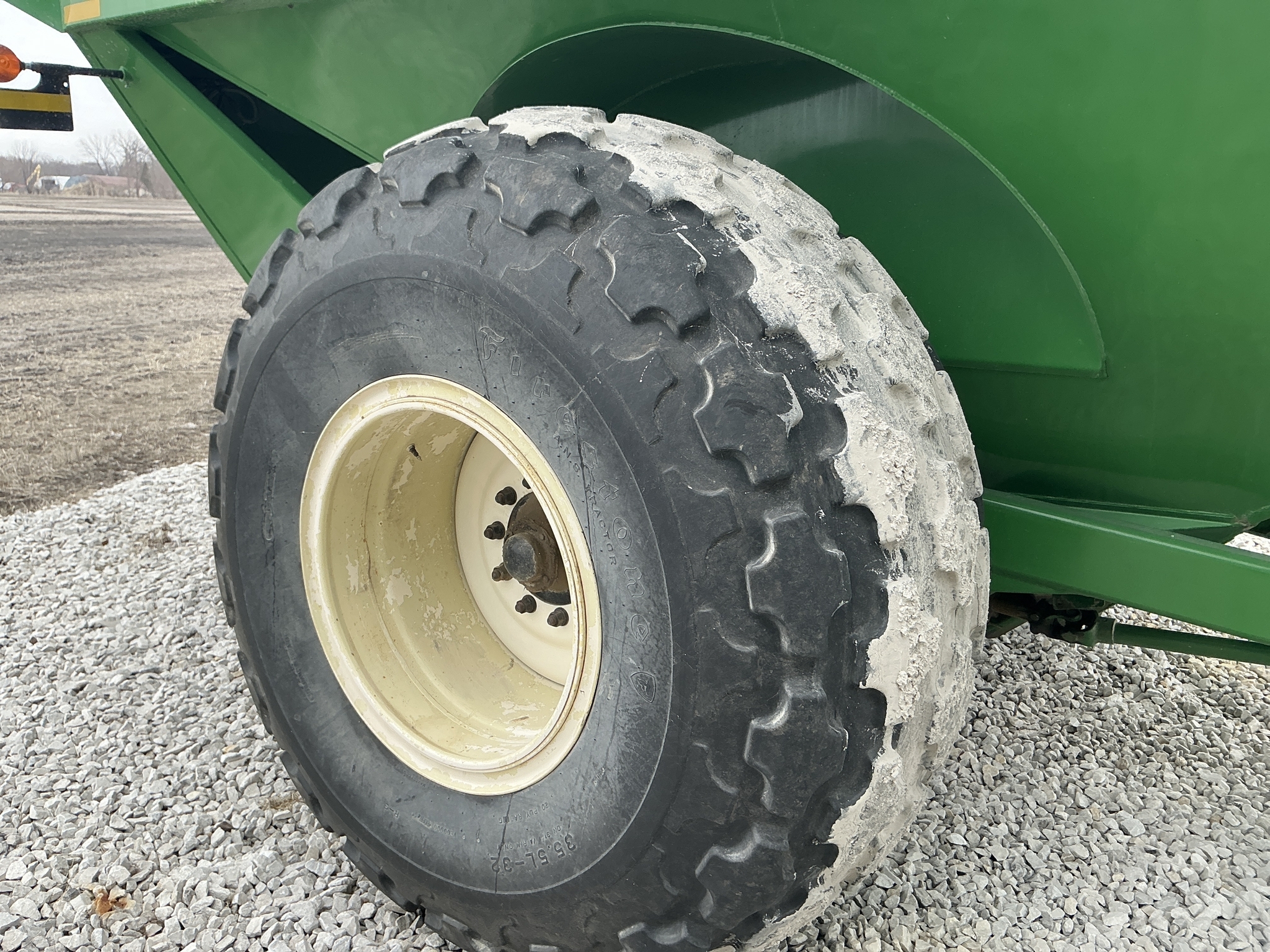 2009 J&M 1000-20 Grain Cart