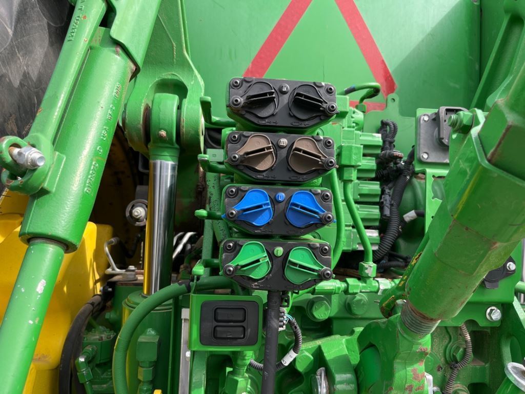 2016 John Deere 7290R Tractor