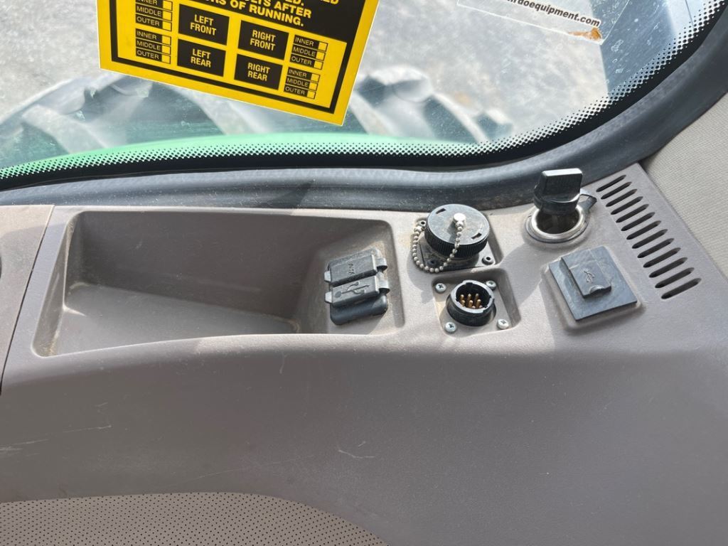 2016 John Deere 7290R Tractor