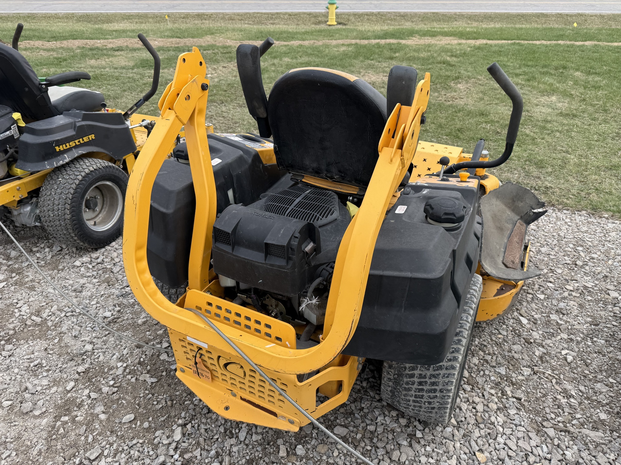 2016 Cub Cadet PRO Z 160L KW Lawn Mower