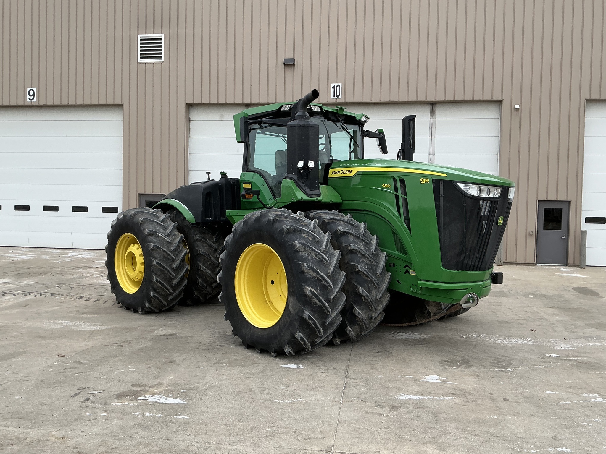 2022 John Deere 9R 490 Tractor