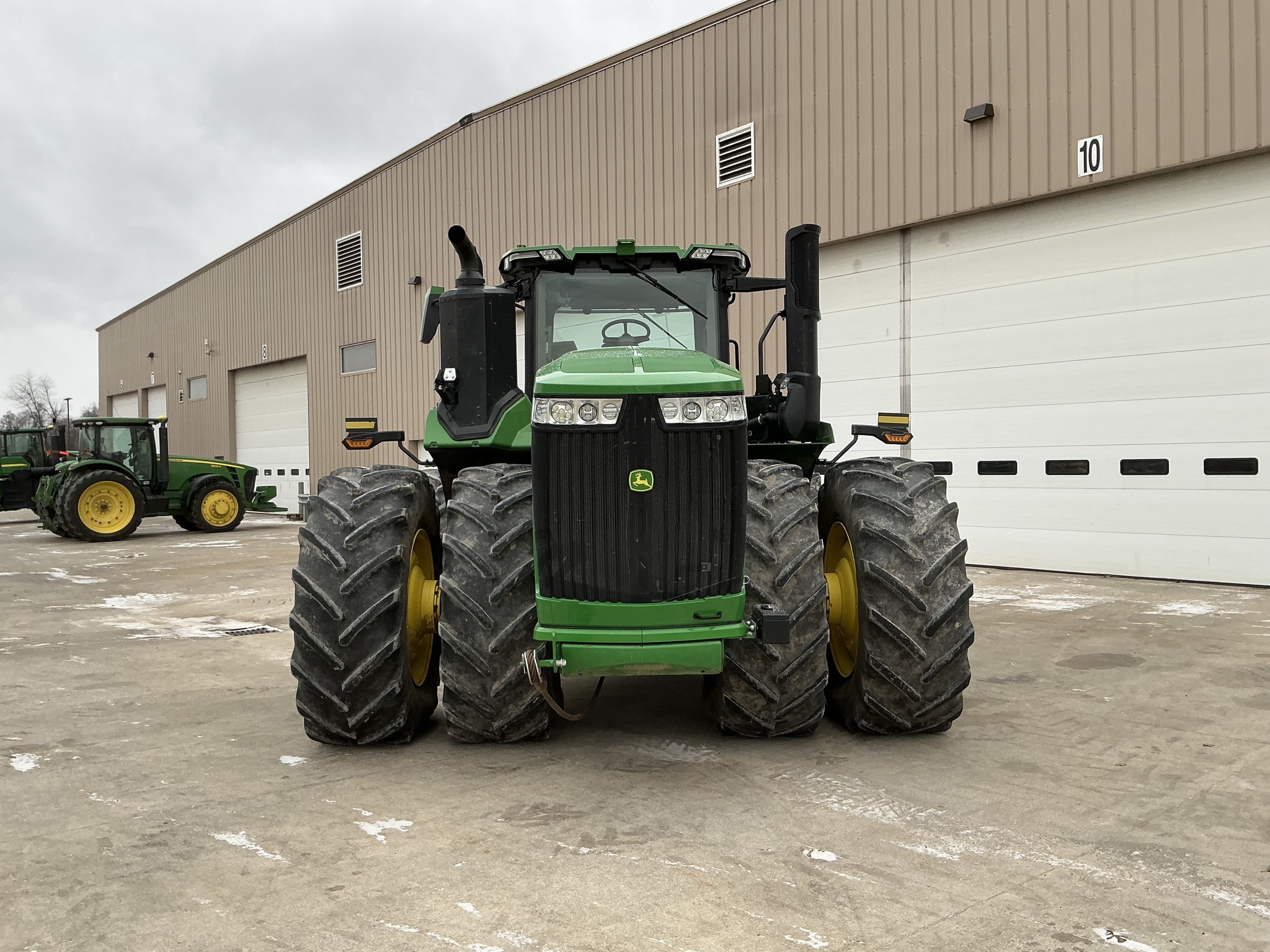 2022 John Deere 9R 490 Tractor