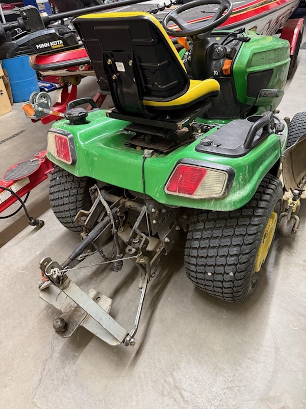2013 John Deere X730 Lawn Mower