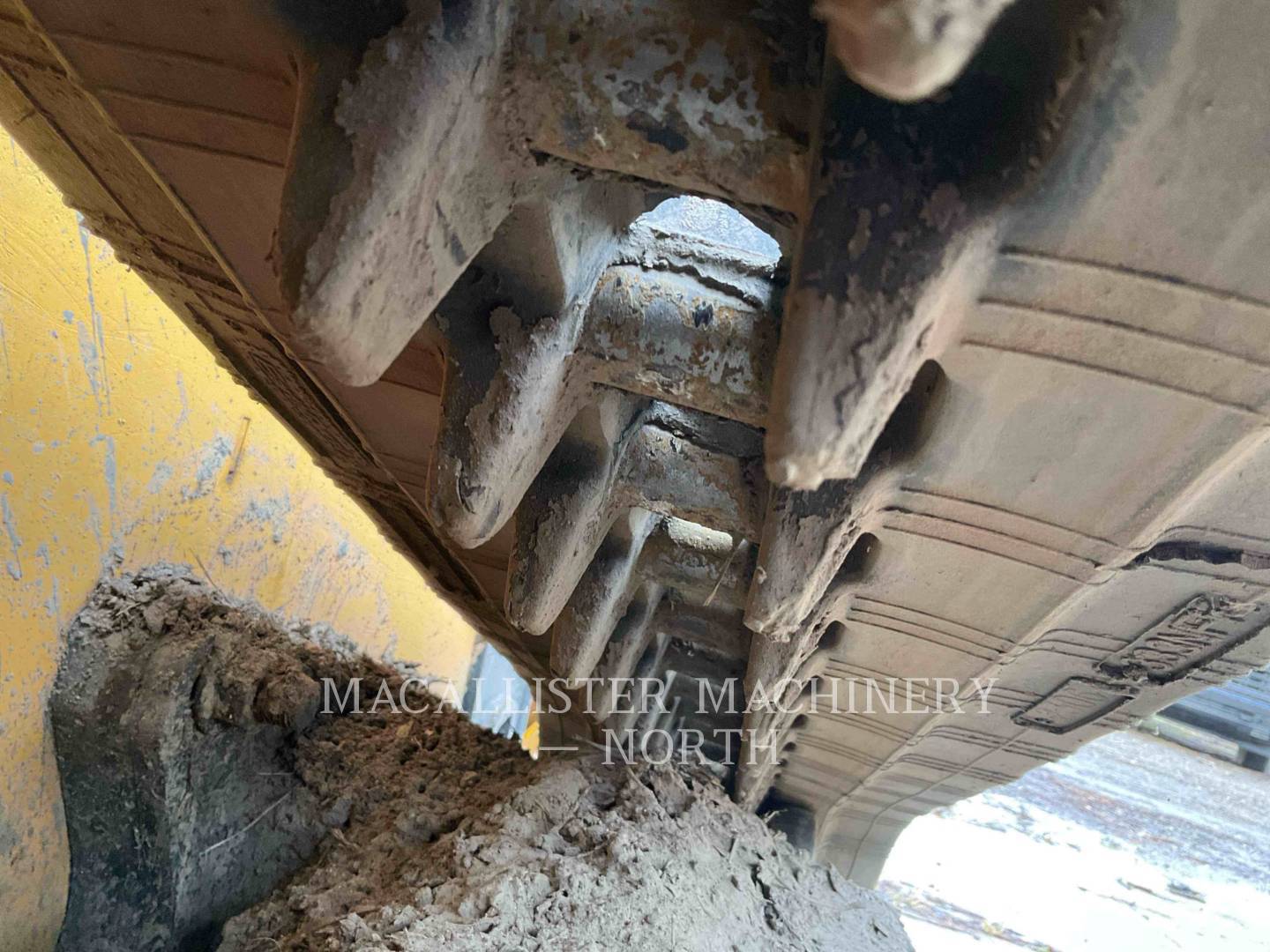 2021 Deere 317G Skid Steer