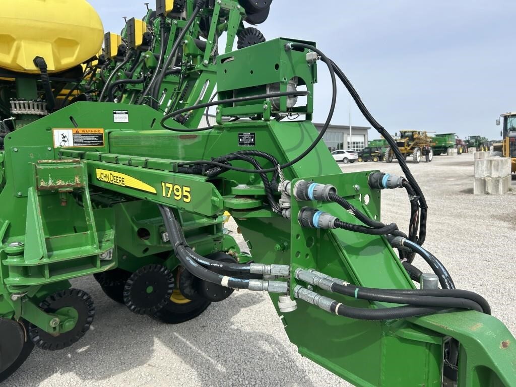2019 John Deere 1795 Planter