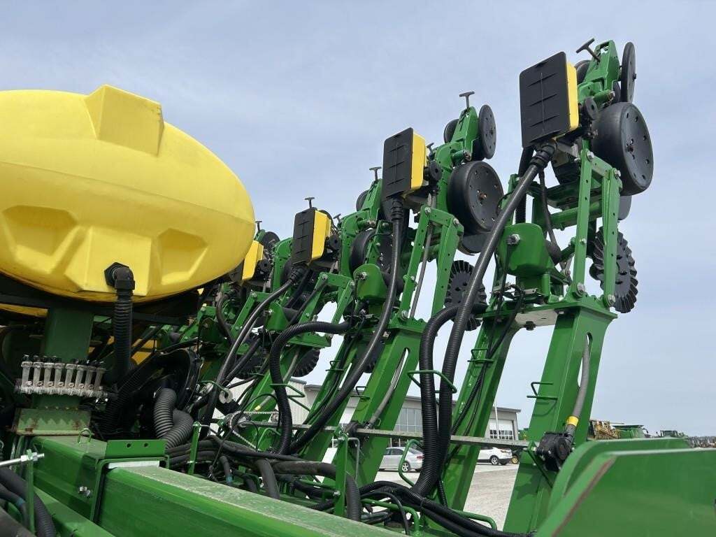 2019 John Deere 1795 Planter