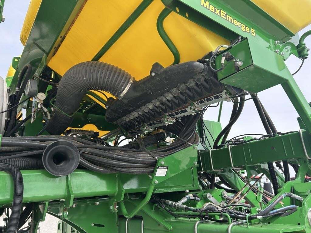 2019 John Deere 1795 Planter