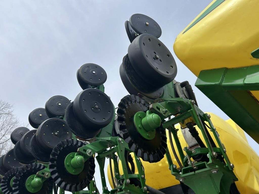 2019 John Deere 1795 Planter