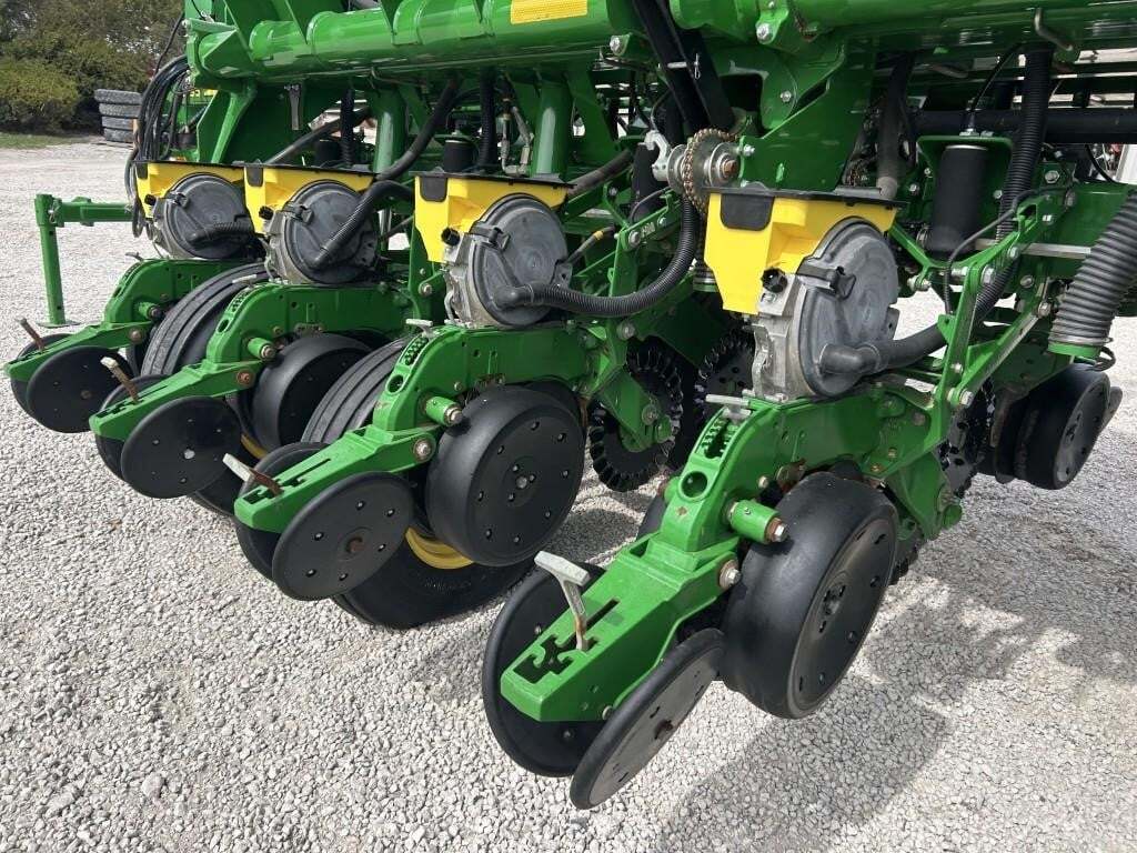2019 John Deere 1795 Planter