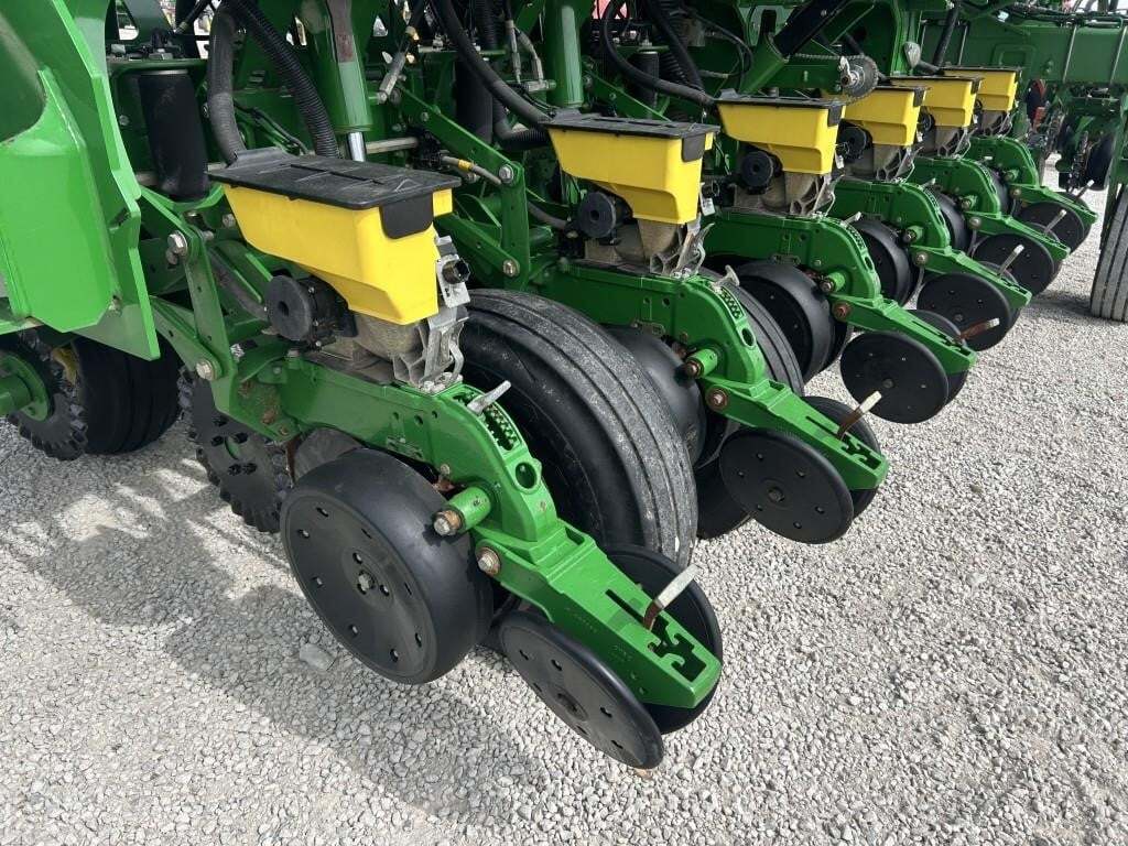 2019 John Deere 1795 Planter