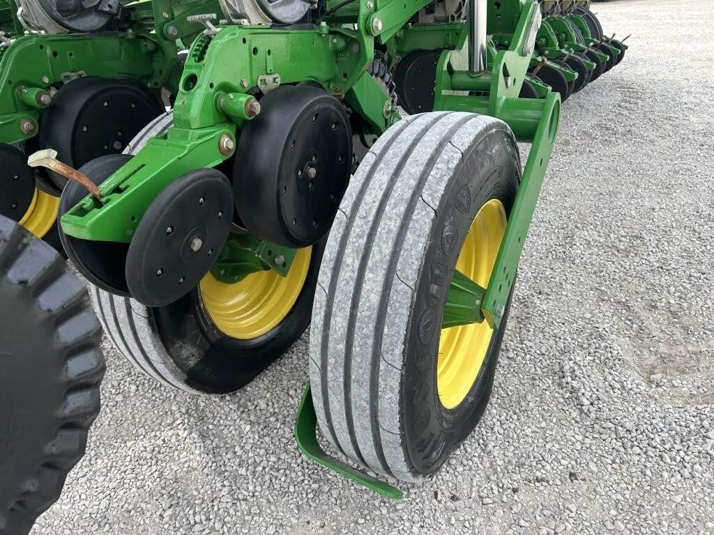 2019 John Deere 1795 Planter
