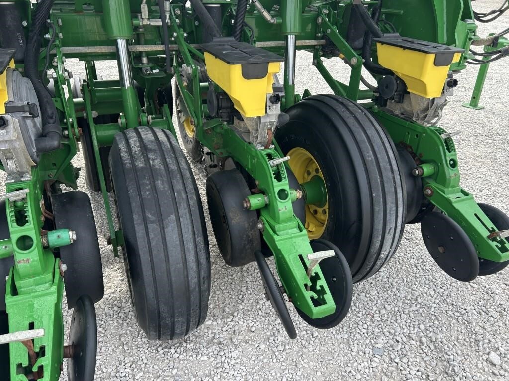 2019 John Deere 1795 Planter
