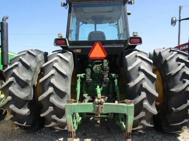  John Deere 4960 Tractor