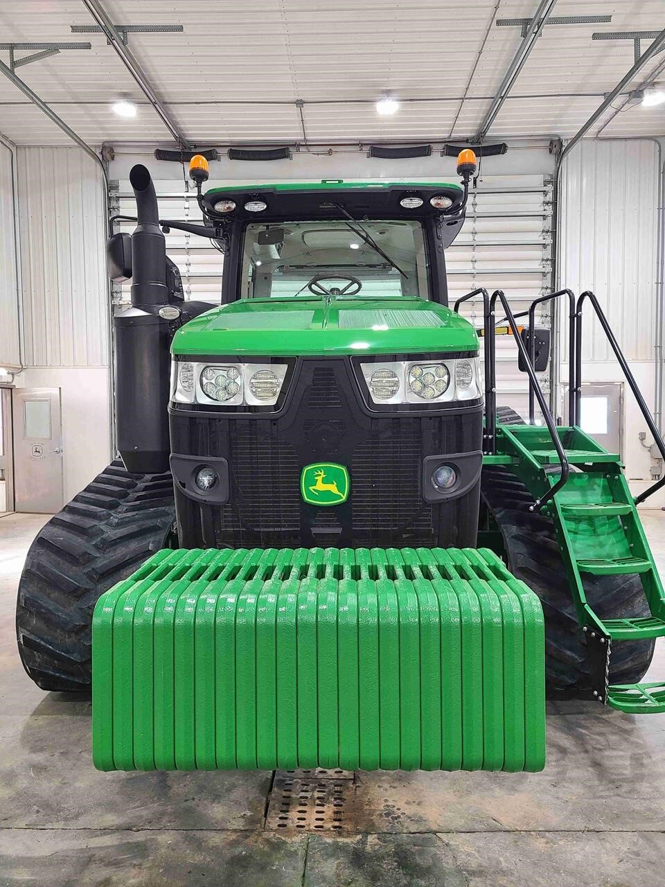 2015 John Deere 8370RT Tractor