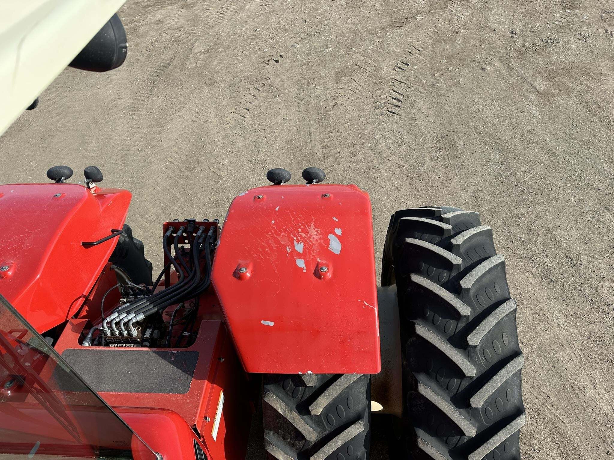 2010 Versatile 375 Tractor