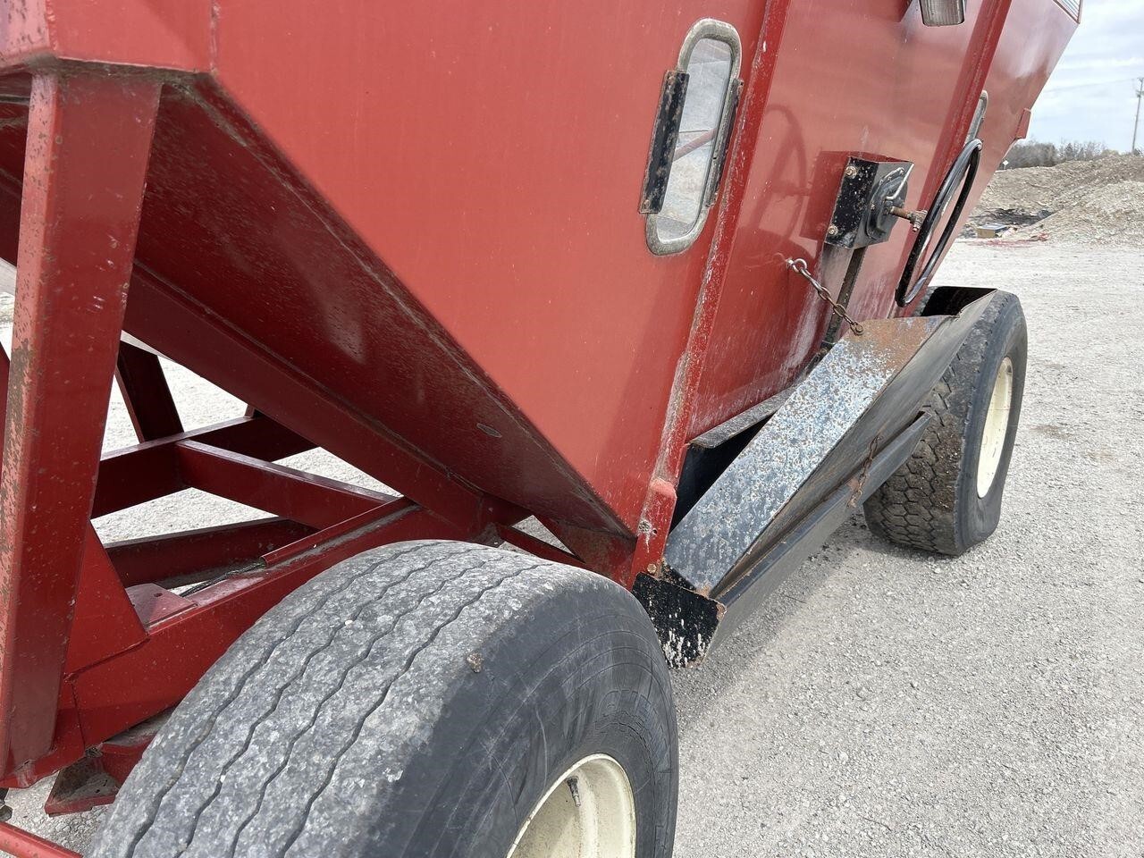 1996 Brent 540 Gravity Wagon