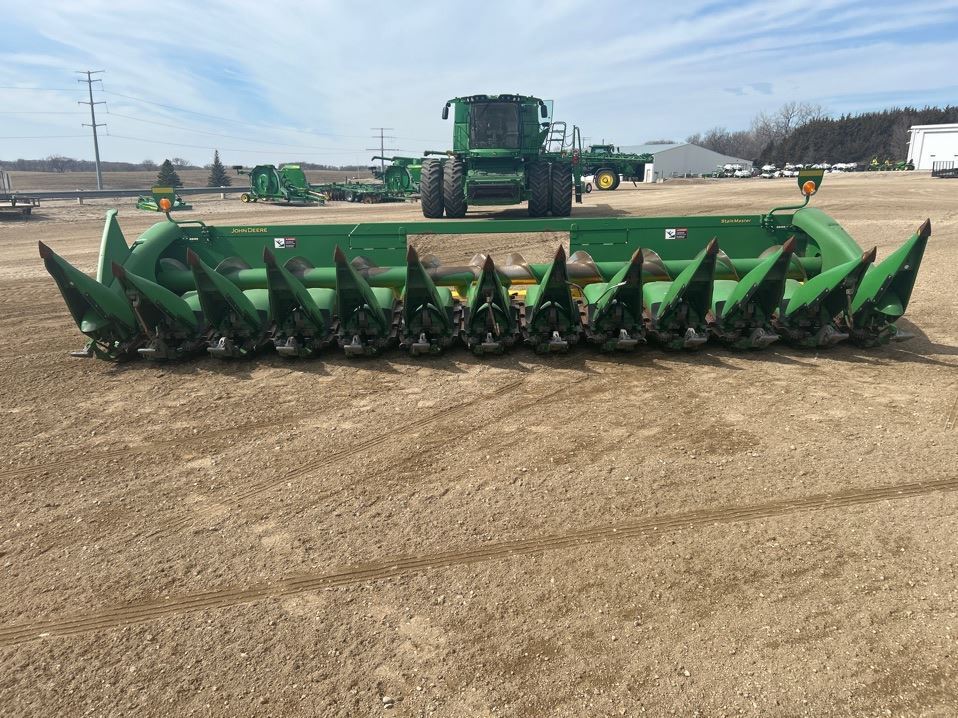 2010 John Deere 612C Corn Head