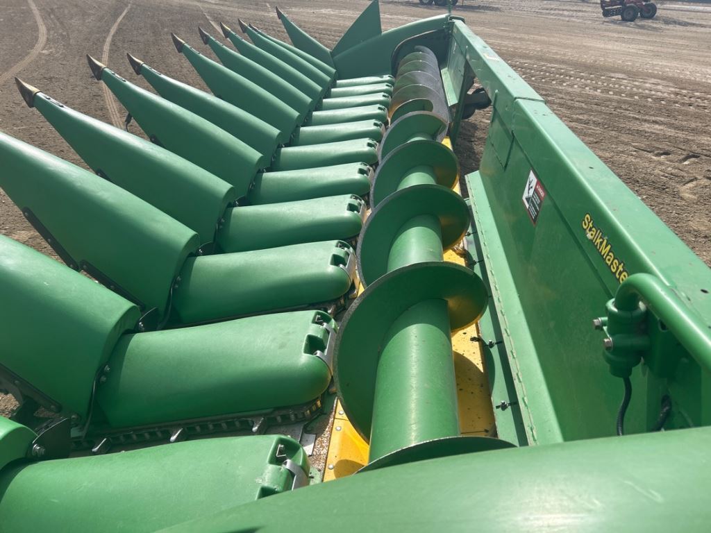 2010 John Deere 612C Corn Head