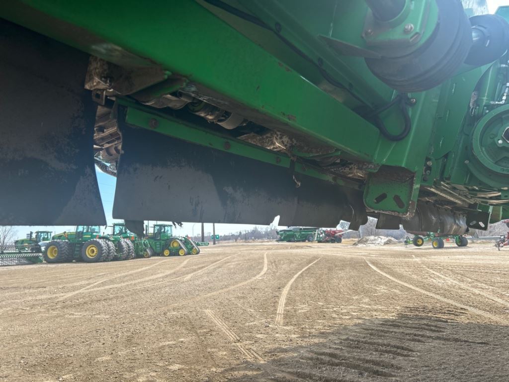 2010 John Deere 612C Corn Head