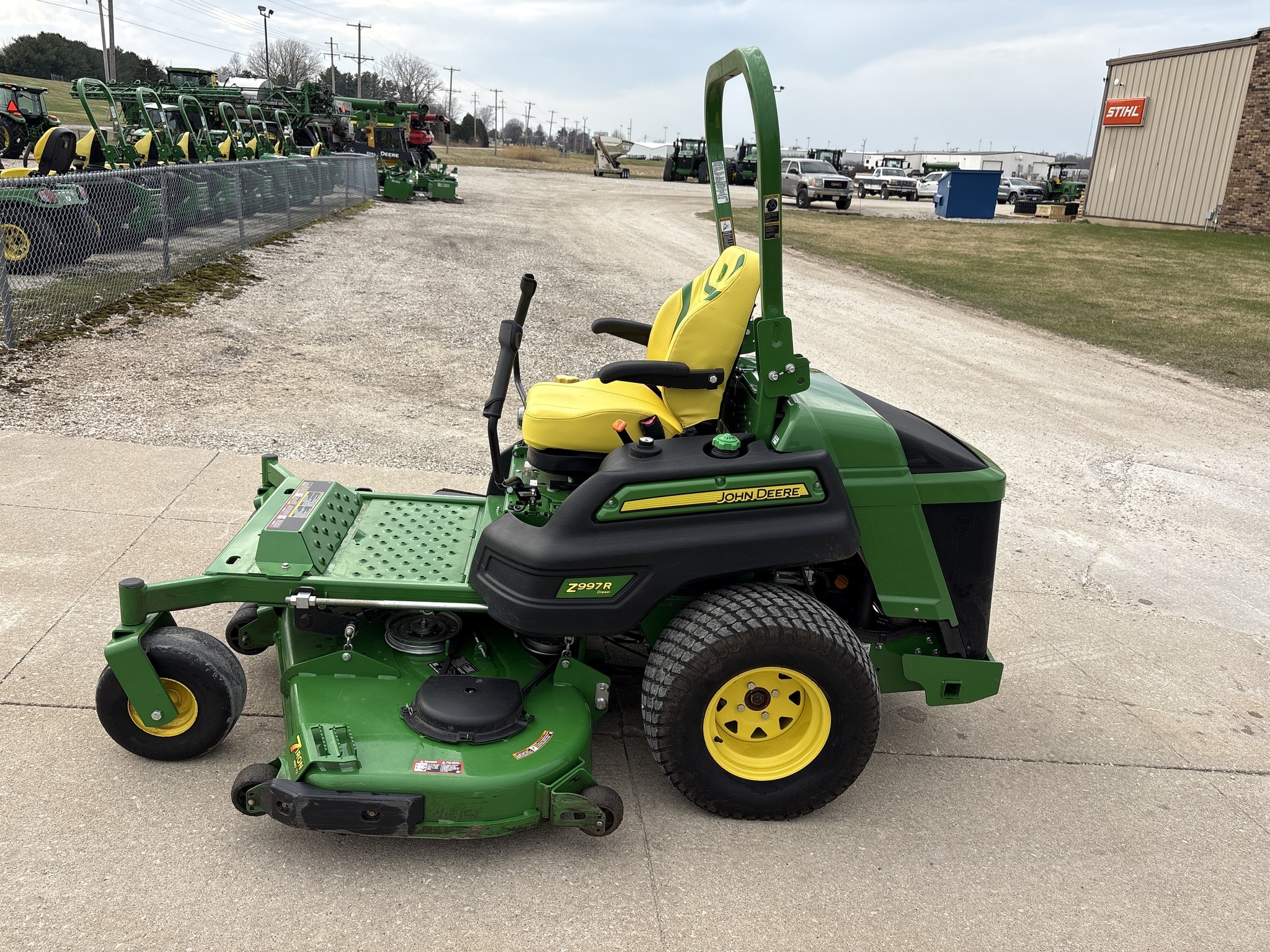 2025 John Deere Z997R Lawn Mower